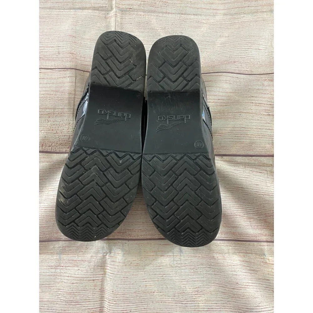 Dansko Women's Black Patent Leather Cloga - 40 (9.5-10) - Picture 6 of 11